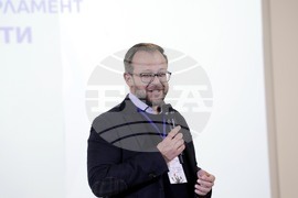 БТА - Европейски парламент - програма - млади журналисти - обучение - Теодор Стойчев