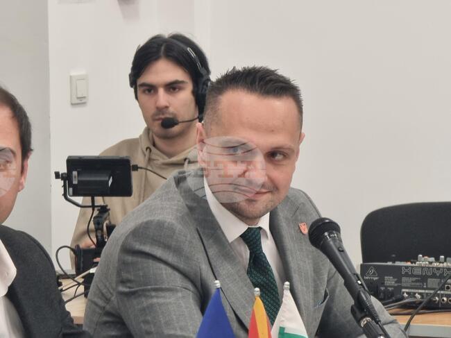 Даваме знак за сближаване на двата града, както и на двата народа, каза кметът на община Крива паланка Сашко Митовски в Кюстендил