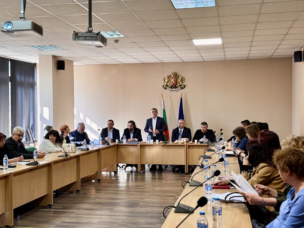  Областна администрация Кюстендил: Регионална конференция “Трансформацията на трудовия пазар"