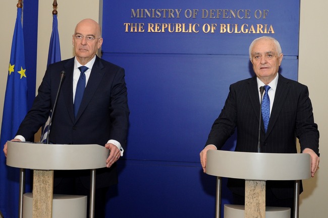 Министрите на отбраната на Република България и Република Гърция Атанас Запрянов и Николаос Дендиас обсъдиха гръцката подкрепа за охрана на въздушното ни пространство
