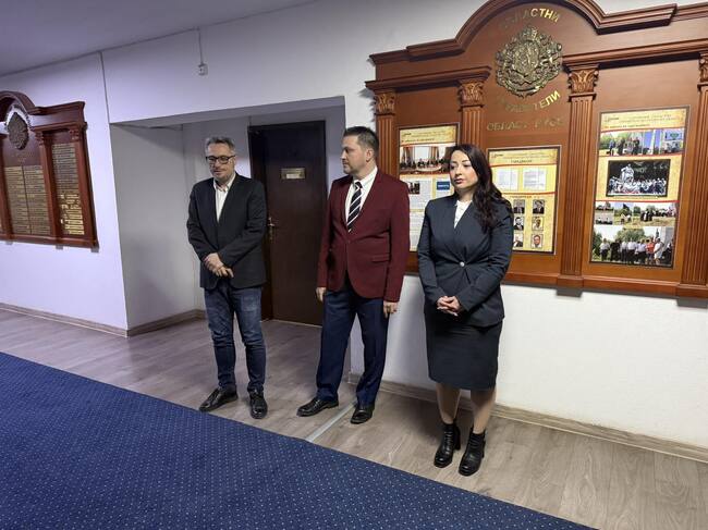 Областна администрация Русе: Десислава Бенкова и Бранимир Стефанов встъпиха в длъжност като заместник областни управители на Русе 