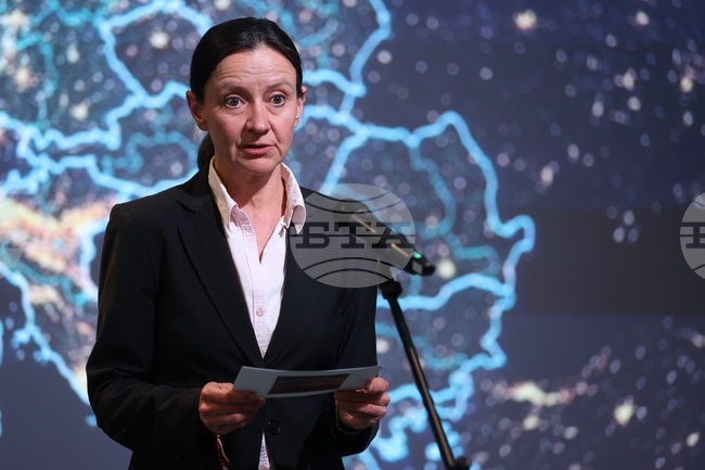 Ирена Младенова отчете дейността си като служебен министър на иновациите и растежа 
