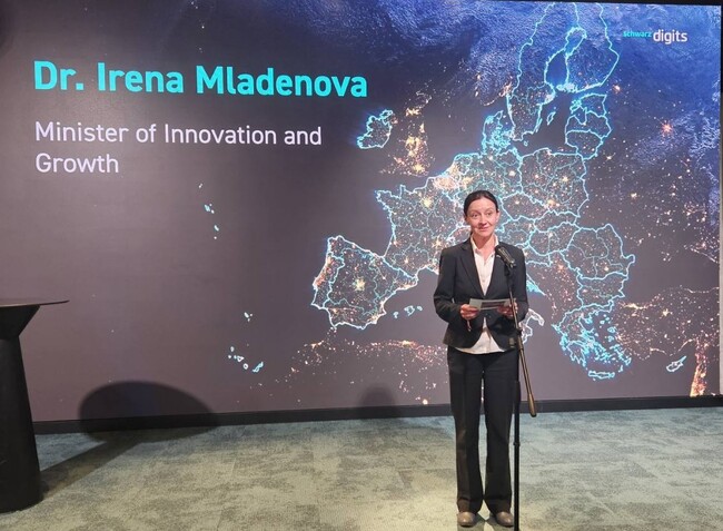 Министър Младенова: България може да се позиционира като регионален център за дигитални технологии и сигурна обработка на данни в Югоизточна Европа
