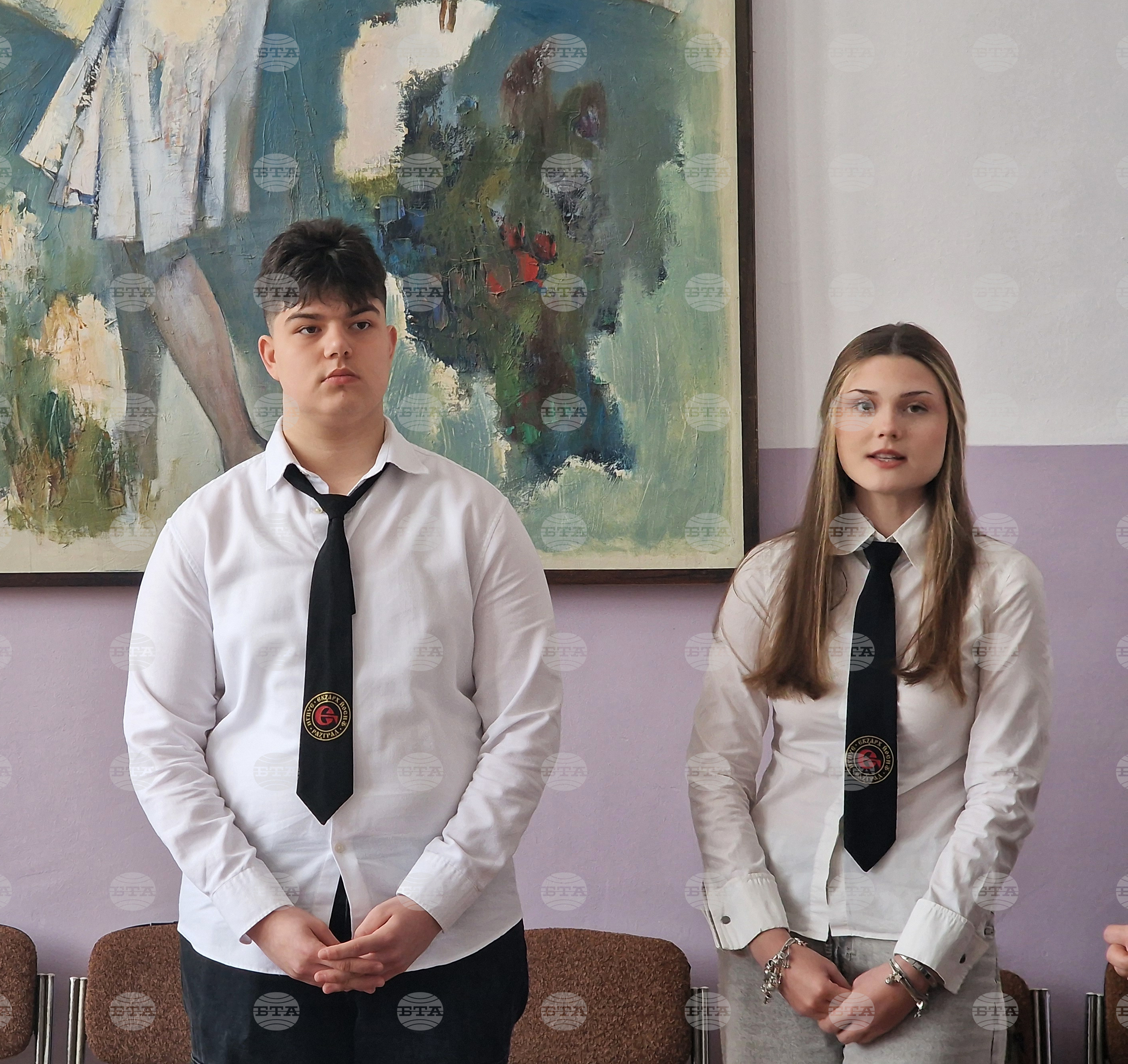 Разград - гимназия - ученици - стипендии