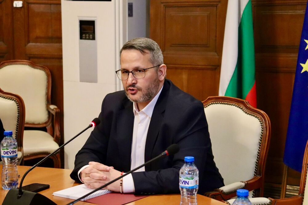 Министър Иван Христанов: Плодовете и зеленчуците трябва да бъдат сред фундаменталните сектори на българското земеделие