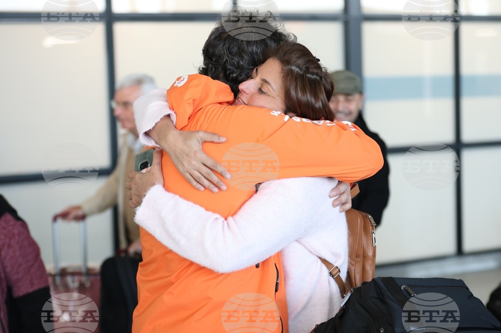 Летище "Васил Левски" - София - Антарктическа експедиция - посрещане