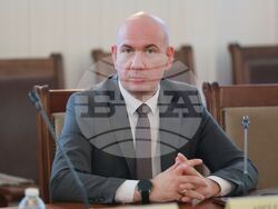 Комисия по политиките за българите извън страната - липса на кворум - Ангел Георгиев