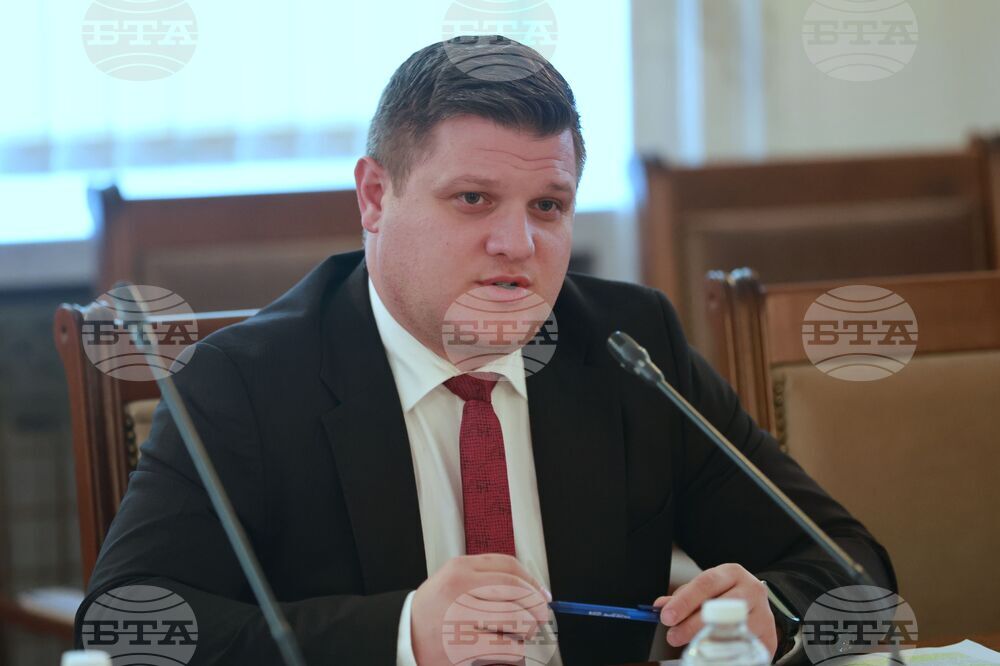 Комисия по политиките за българите извън страната - липса на кворум - Стоян Таслаков