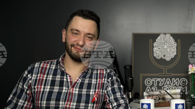 Д-р Антони Рангачев, гл. ас. в Института по математика и информатика - БАН, в Студио "Аз-буки": България създава световна наука