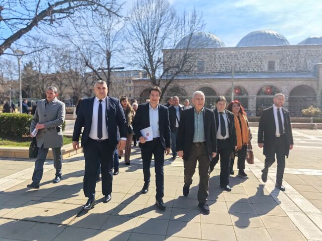 Крум Зарков в Ямбол: Листата ни е пълна с местни, доказани и разпознаваеми хора, които могат да решат проблемите на региона