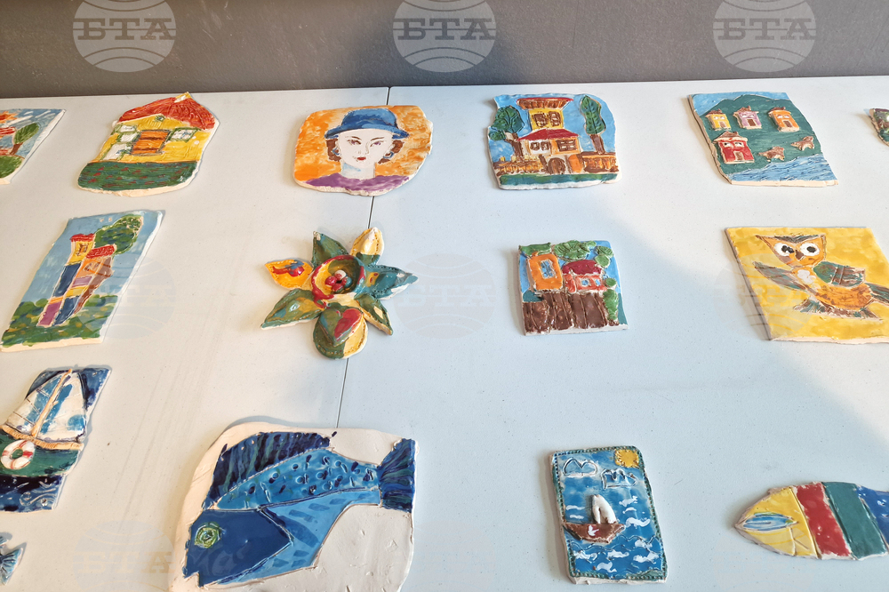 Пазарджик - детски рисунки - изложба