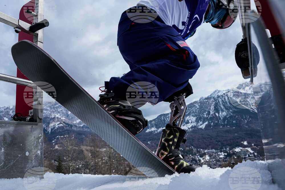 Milan Cortina Paralympics Snowboard