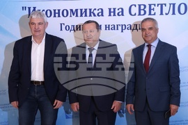 „Икономика на светло“ 2025 - награди