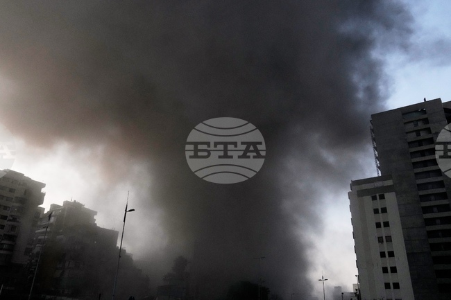 Сграда в центъра на Бейрут бе поразена при израелски въздушни удари