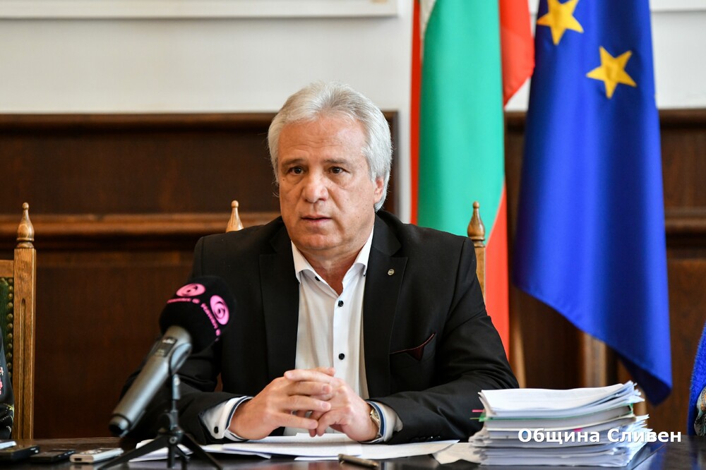Община Сливен: Местният парламент ще гласува актуализация на общинските финанси, нова наредба и бюджетна прогноза за периода 2024-2026 г.