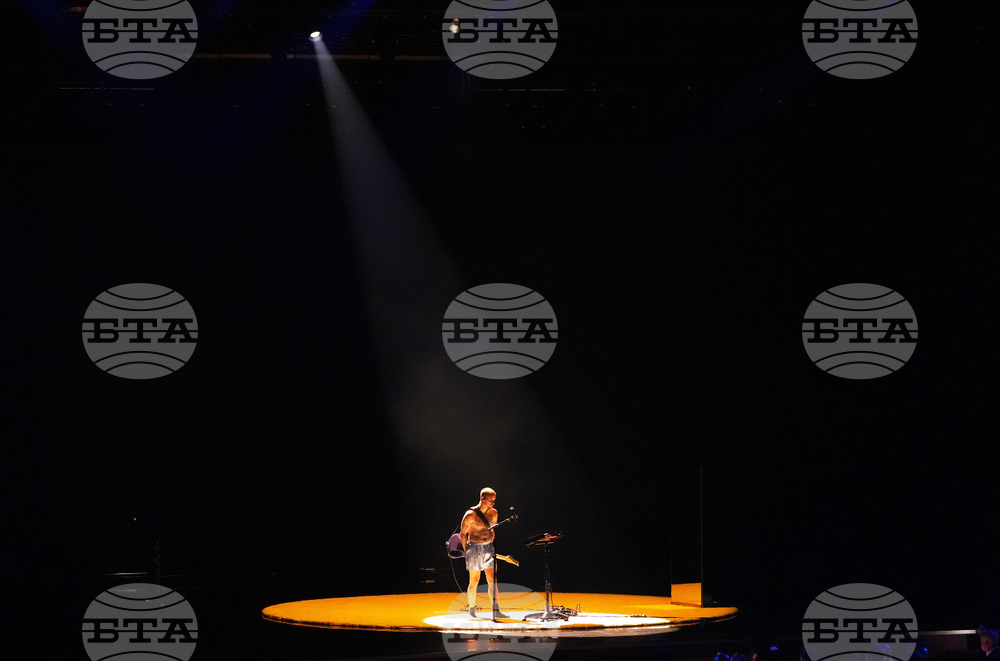 Awards Season-Behind the Lens-Dispatch