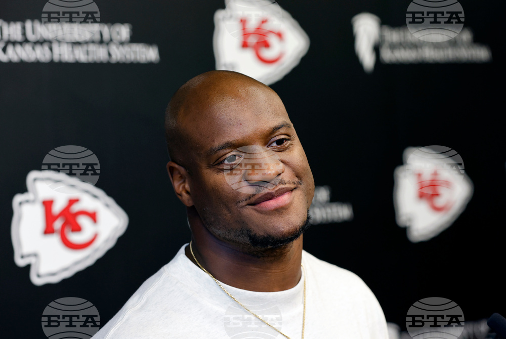 Chiefs Free Agency Football