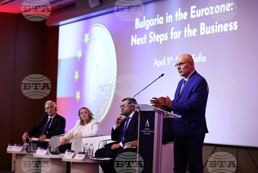 Central Bank Governor: Bulgaria Not Yet in a Bad Position for Joining Euro Area
