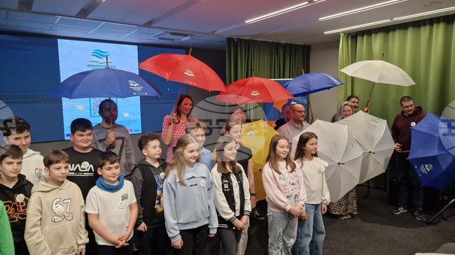 Първият Международен младежки литературен фестивал "Черноморска пролет" бе официално открит в Бургас