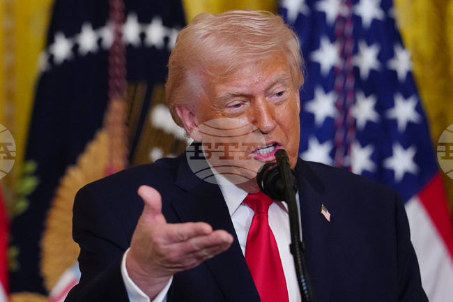 Тръмп заяви, че Путин може би "малко помага" на Иран 