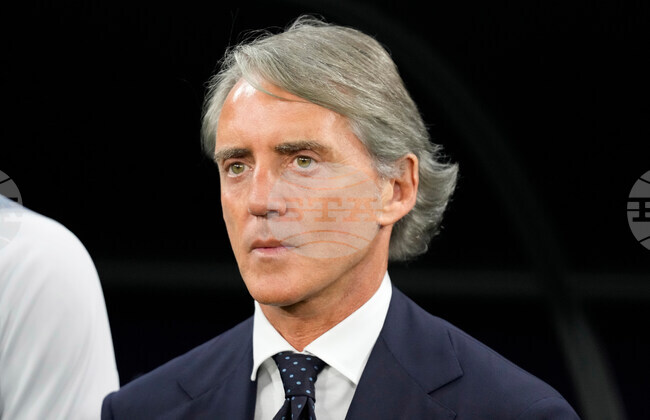 Al Sadd Mancini Flight Soccer