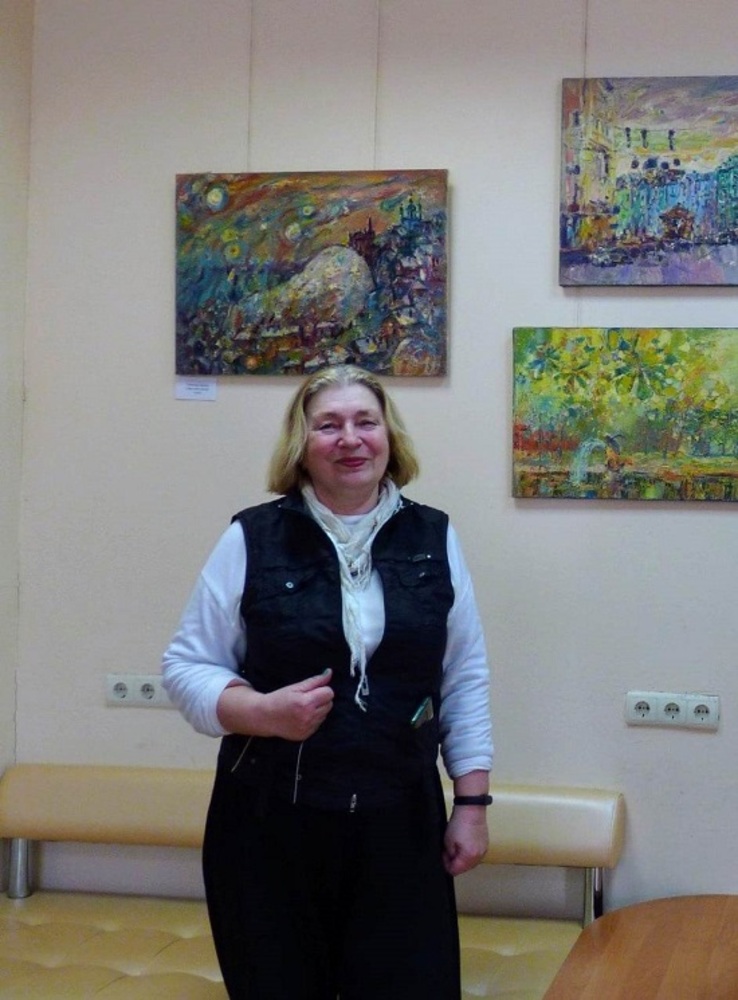 Лариса Пуханова, която не се отказа от рисуването и в дните на война