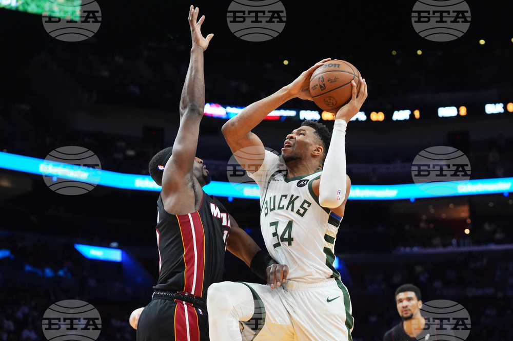 Bucks Heat Basketball