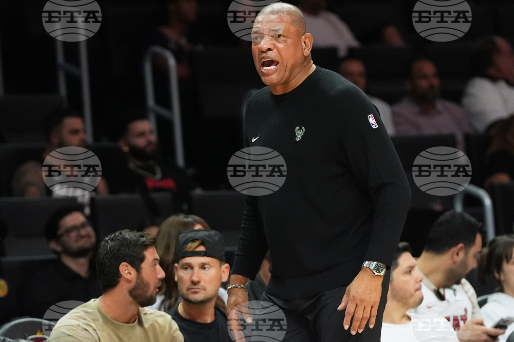 Bucks Heat Basketball