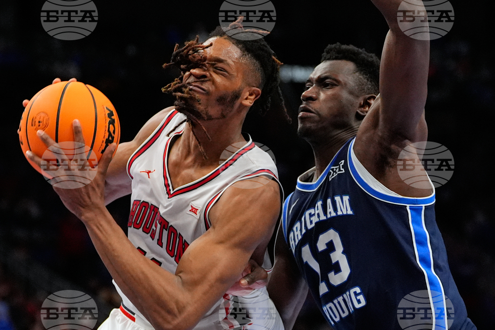 APTOPIX B12 BYU Houston Basketball