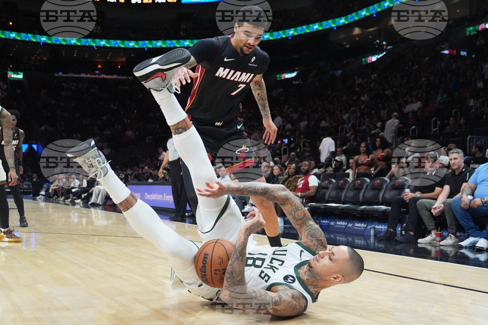 Bucks Heat Basketball