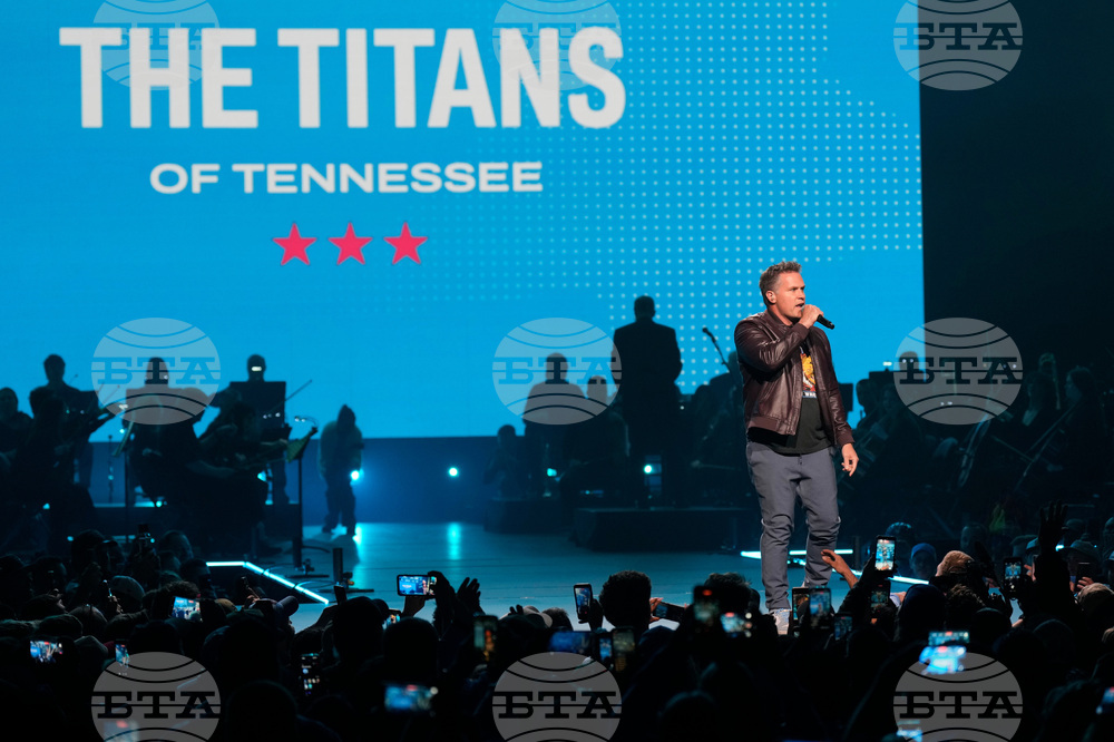 Titans Uniforms Football