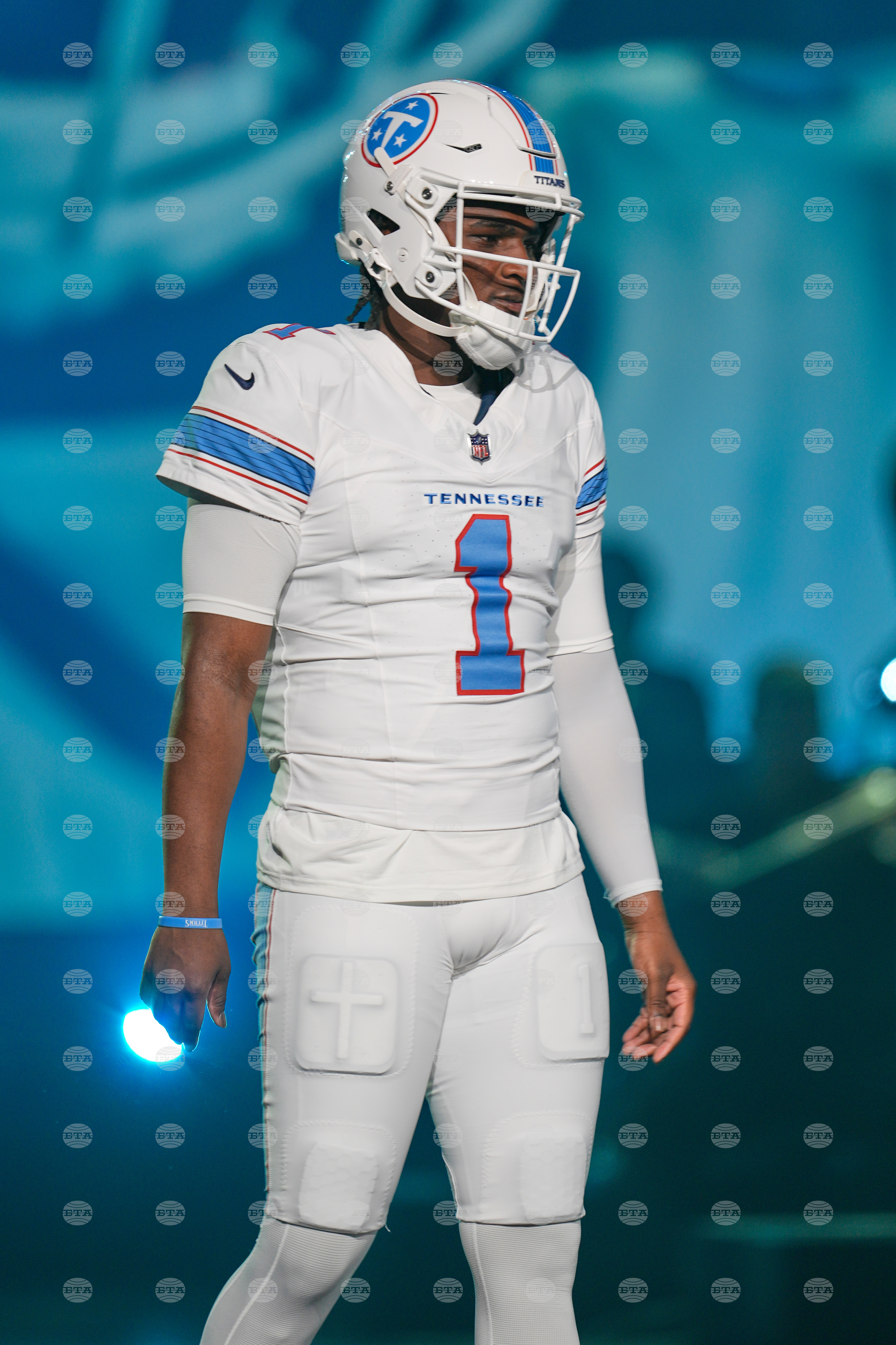 Titans Uniforms Football