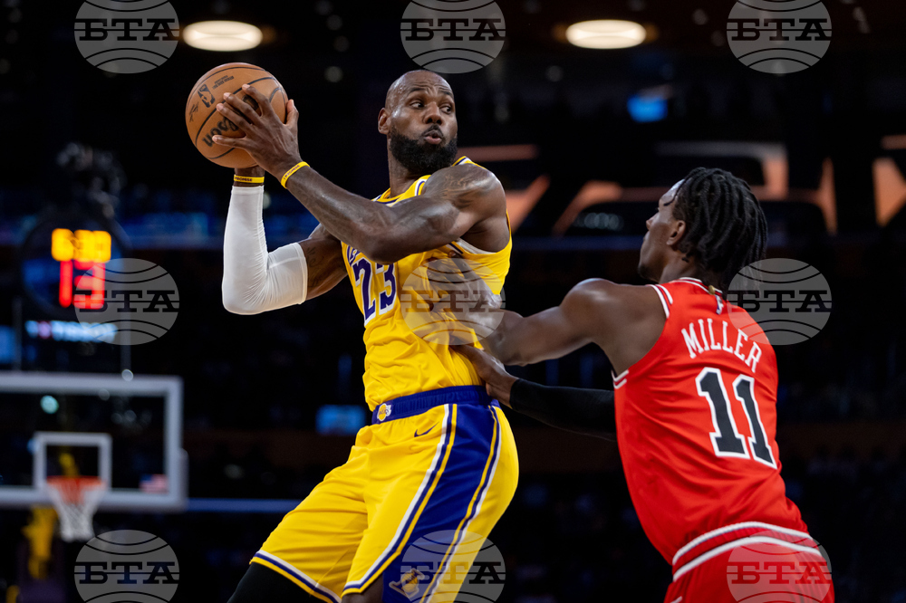 Bulls Lakers Basketball