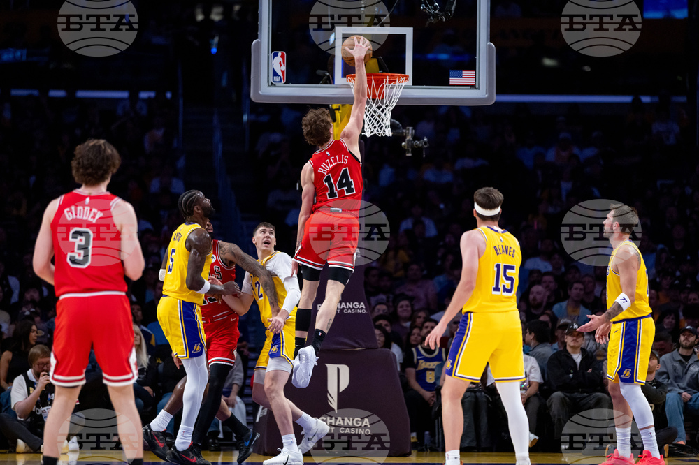 Bulls Lakers Basketball
