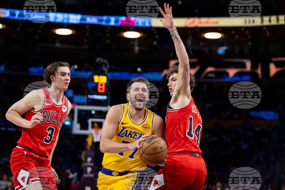 Bulls Lakers Basketball