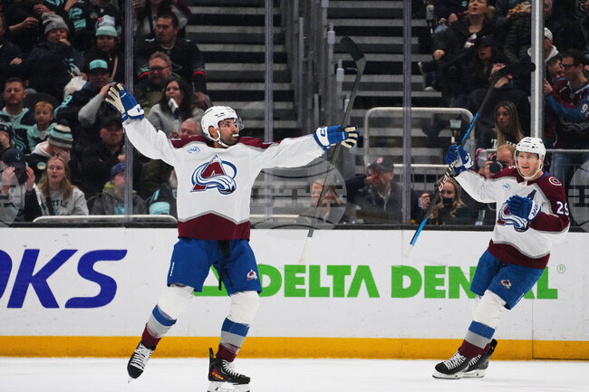 Лидерът в НХЛ Колорадо победи Сиатъл, Никита Кучеров достигна 1100 точки в кариерата си