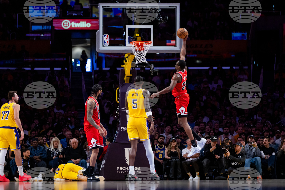 Bulls Lakers Basketball