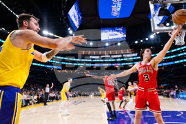 Bulls Lakers Basketball