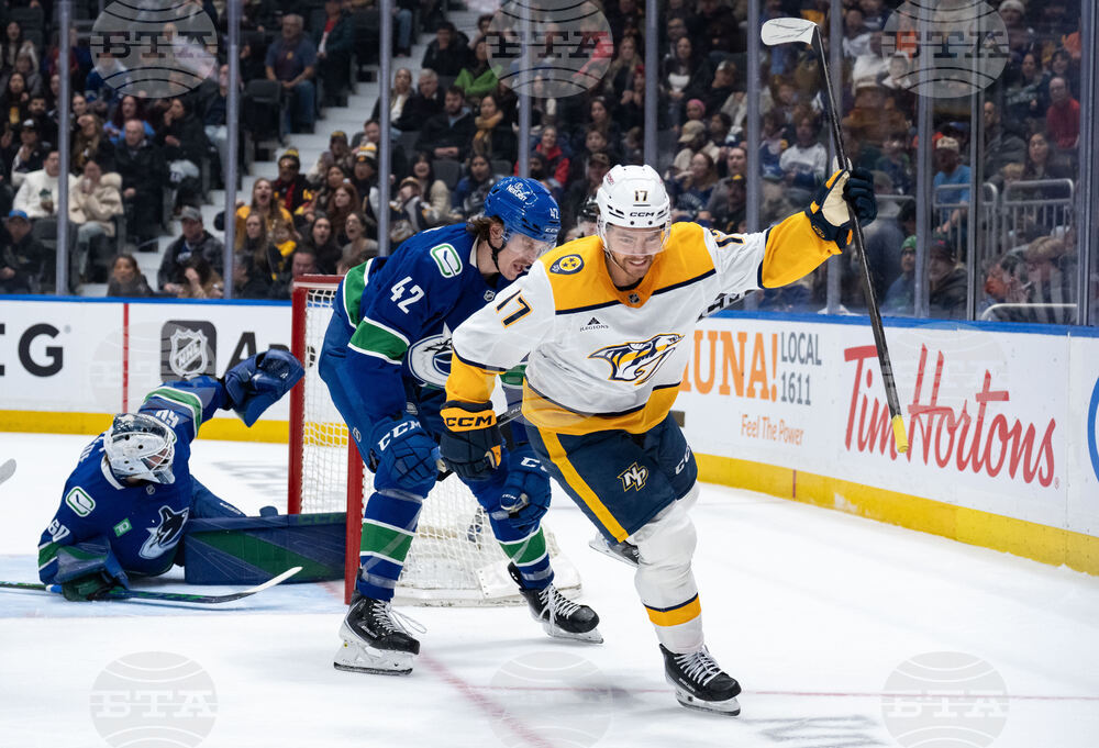 Predators Canucks Hockey