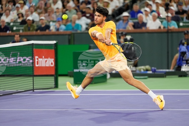 Карлос Алкарас е на полуфинал на турнира по тенис в Индиън Уелс, където ще се изправи срещу Даниил Медведев