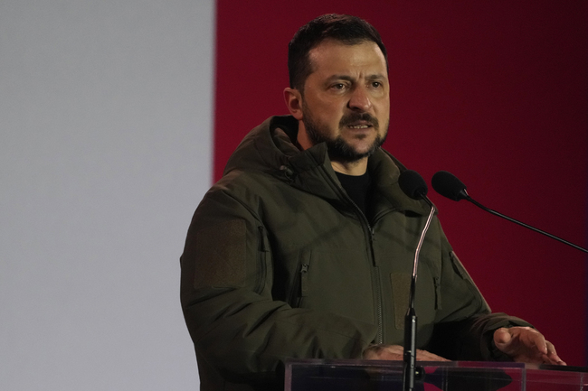 Украинският президент Володимир Зеленски заяви, че все още вижда Украйна по пътя на присъединяването към НАТО