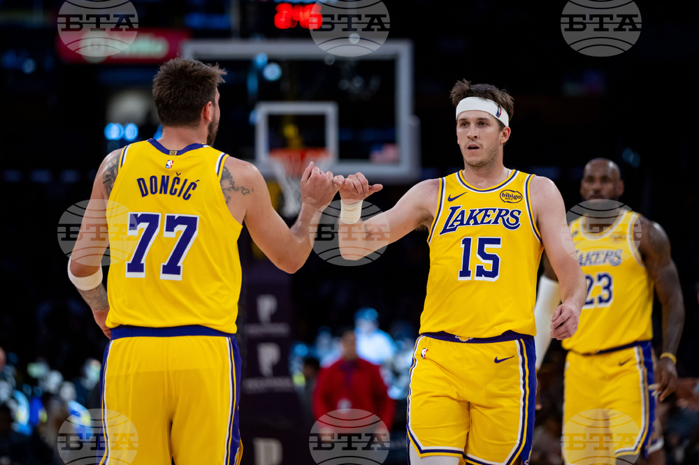 Bulls Lakers Basketball