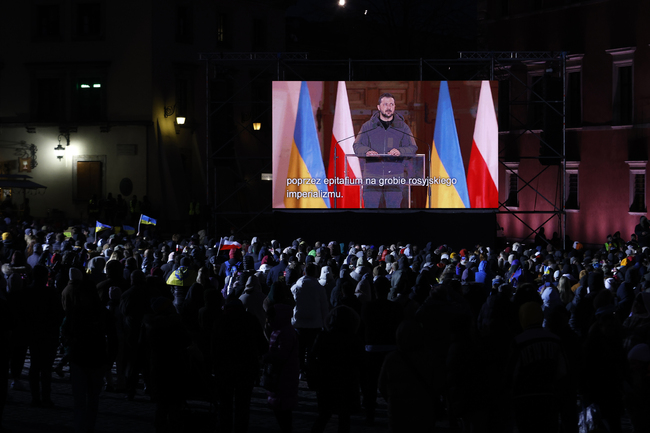 Зеленски заяви, че Полша ще помогне за сформирането на коалиция за предоставяне на бойни самолети на Украйна