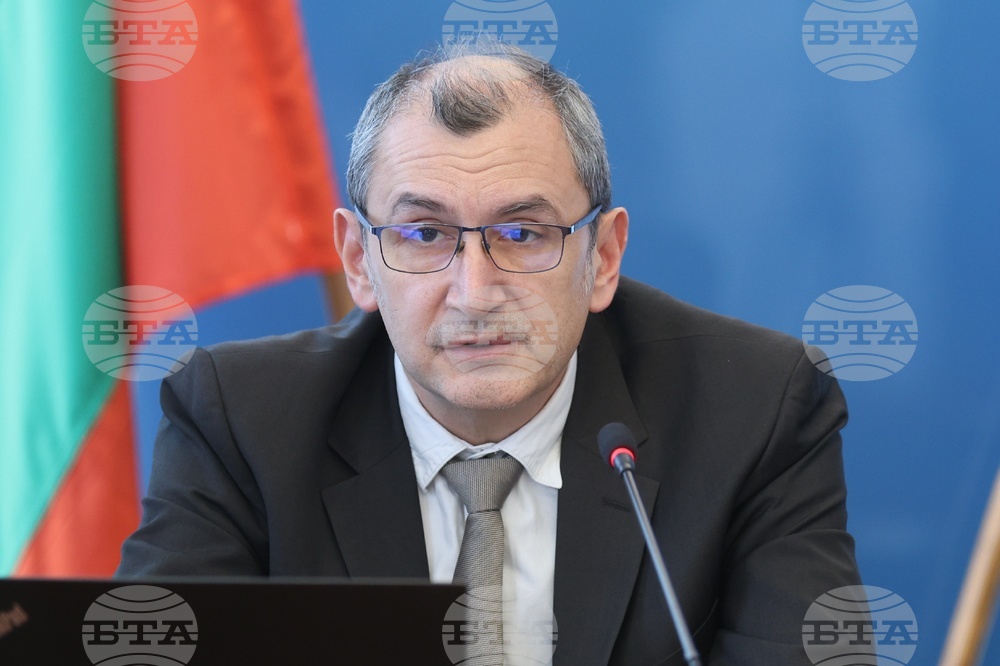 Health Minister: Recovery and Resilience Plan Is Misused by Handful of Oligarchs
