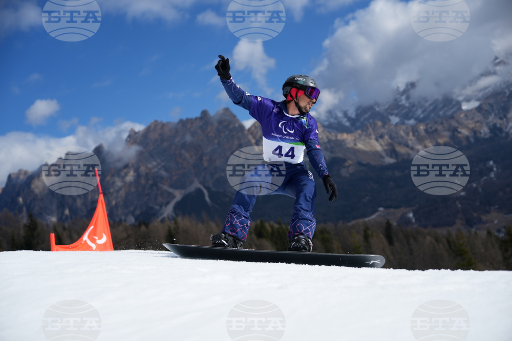 Milan Cortina Paralympics Snowboard