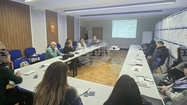 Областен информационен център – Добрич представи на информационна среща проектни възможности за развитие на читалищата в града