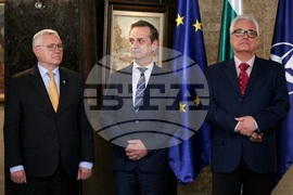 Министерство на външните работи - кризисен щаб - Андрей Гюров - посещение