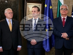 Министерство на външните работи - кризисен щаб - Андрей Гюров - посещение