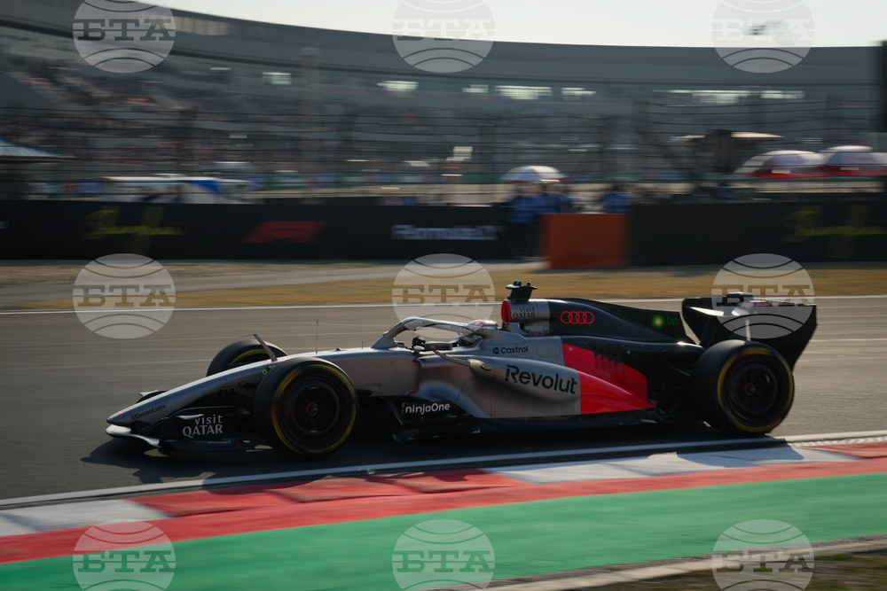 China F1 GP Auto Racing