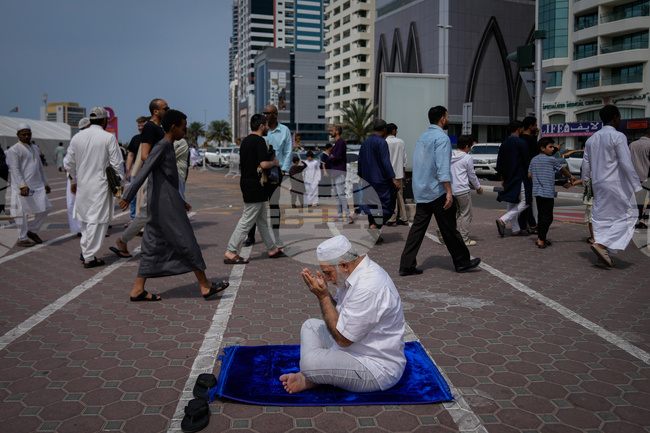 APTOPIX Emirates Ramadan